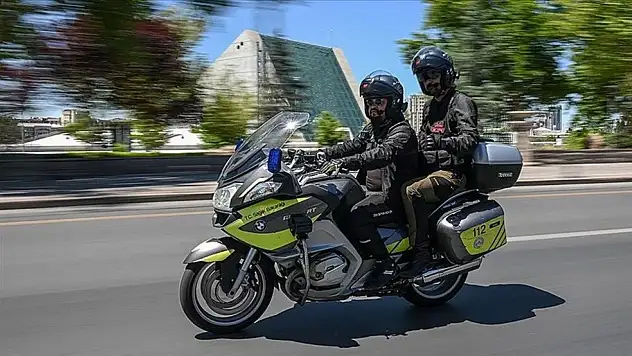 Motosiklet Yolcusuna da Gözlük ve Eldiven zorunluluğu