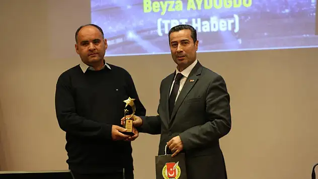 O ÖDÜLÜ İLK HABER YENİ GÜNDEM ALDI