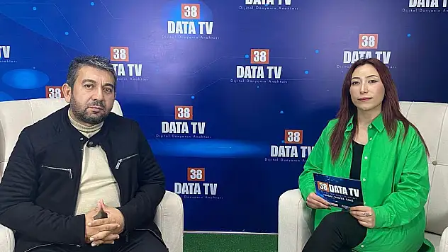 O ŞİİRİNİ İLK 38 DATA TV'DE OKUDU