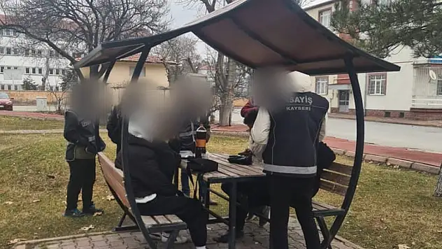 Okul çevrelerindeki denetimlerde 5 kişiye 18 bin TL ceza
