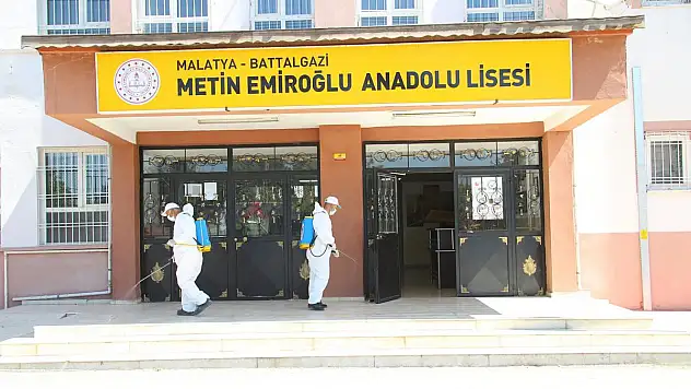 Okullar sınav öncesi dezenfekte edildi