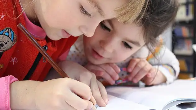Okullarda ilk ders zili çaldı