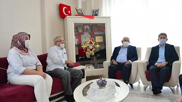 Onikişubat da Başkan Mahçiçek, 'Bayram, Şehit Ailelerimizin Yanında Güzel'