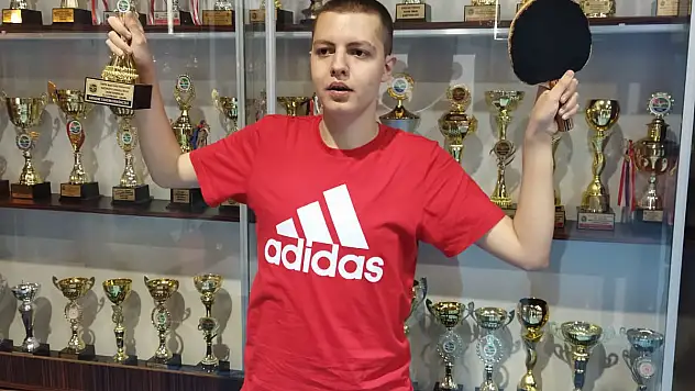 OTİZM ENGEL OLMADI! HEDEFİ TÜRKİYE  ŞAMPİYONLUĞU