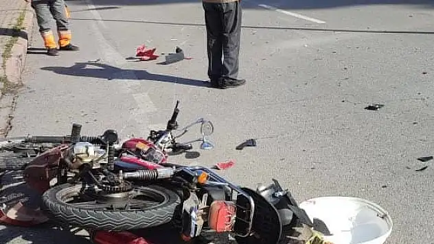 Otomobil ile motosiklet çarpıştı: 1 yaralı