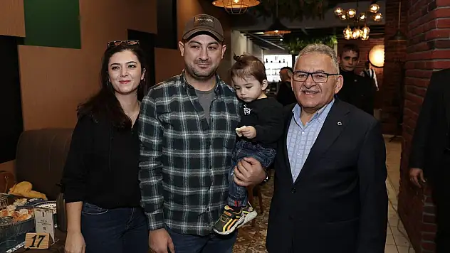 ÖZ SAĞLIK İŞ SENDİKASI ÜYELERİ İLE BULUŞTU