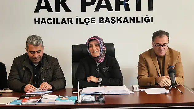 ÖZDOĞAN, AK PARTİLİ KADINLARLA BULUŞTU
