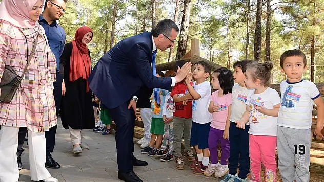Özel gereksinimli bireyler için atla tedavi uygulaması başladı