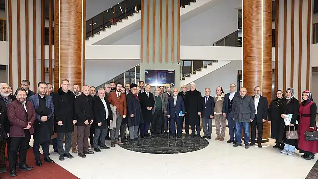 ÖZHASEKİ ATLAS KOLEJİNİ ZİYARET ETTİ