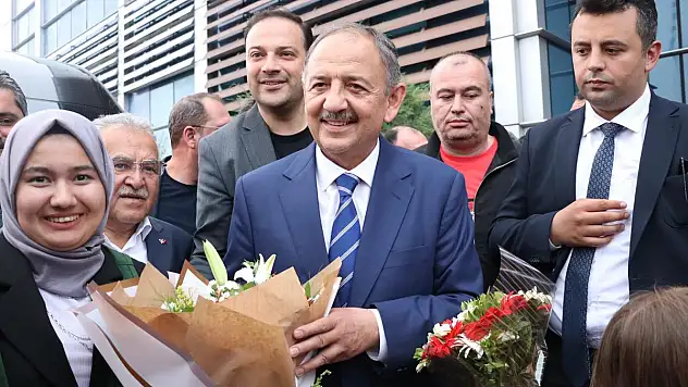 ÖZHASEKİ , MEMLEKETİNDE