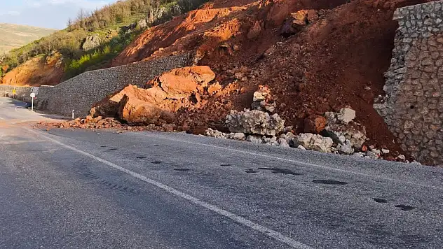 Özvatan'da Heyelan Meydana Geldi