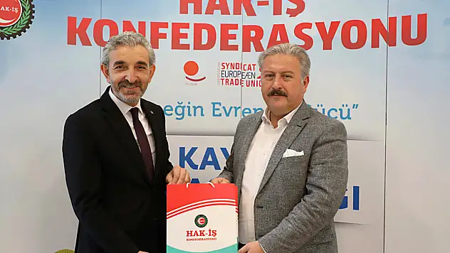 Palancıoğlu'ndan Hizmet-İş Kayseri Şube Başkanı Navruz'a Hayırlı olsun ziyareti