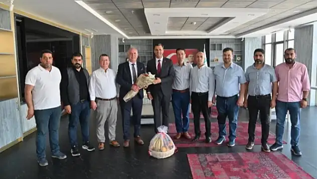 Pazarcılar Odası'ndan Başkan Zeyrek'e ziyaret