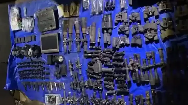Pençe Kilit'te teröristlerce kullanılan mağaraya imha