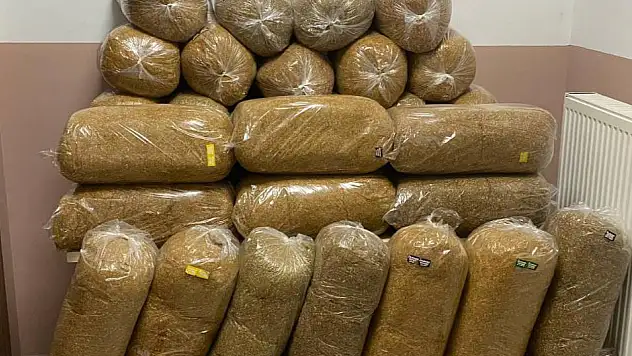 Pınarbaşı'nda 400 Kilo Kaçak Tütün Ele Geçirildi