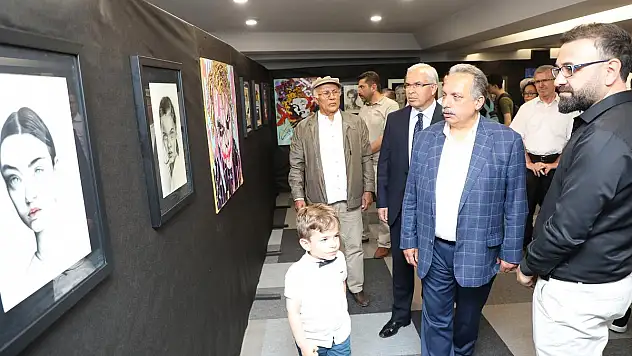 'PORTRE RESİM SERGİSİ' SANATSEVERLERLE  BULUŞTU
