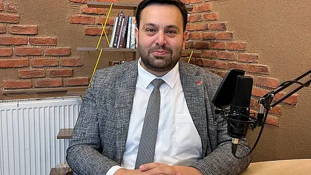 Saadet Partili Toprak, 'Personel maaşları için kredi çekiyorsanız kasa tam takır demektir'