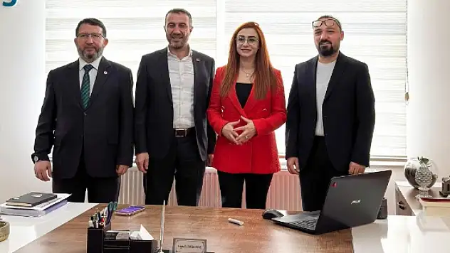 Saadet Partisi'nden Nüans medya'ya ziyaret