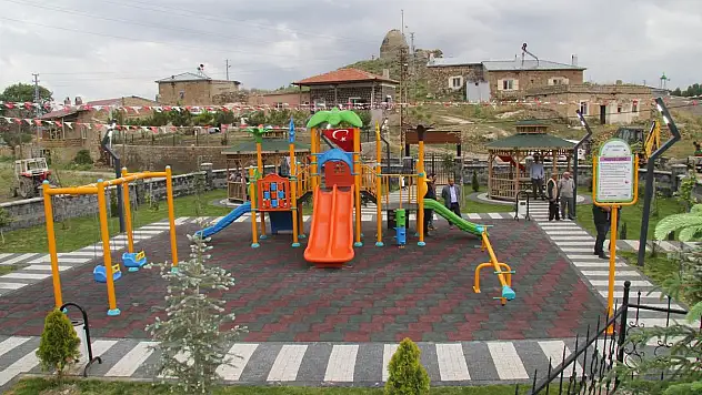 ŞADİ KORKMAZ Parkı'nın açılışı gerçekleştirildi.