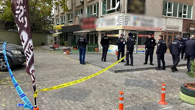 SANATÇI AHMET KAPLAN DA VURULDU