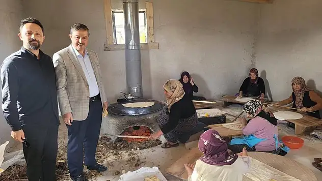 'Şehirleşme kültürlerimizi yok etmesin diye tandır evi yaptık'