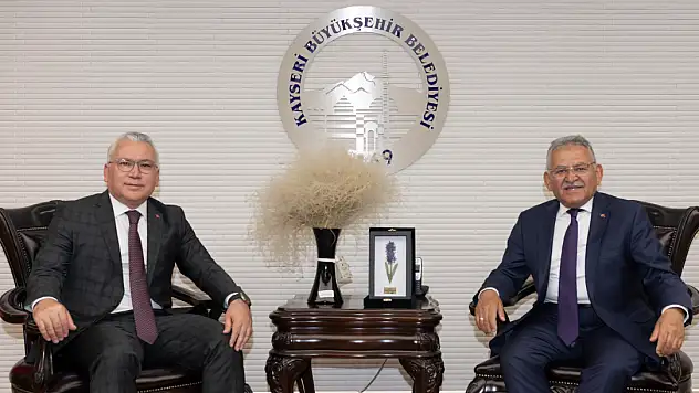 SİVAS VALİSİ ŞİMŞEK'TEN BAŞKAN BÜYÜKKILIÇ'A ZİYARET