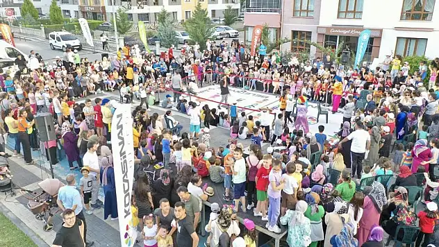 SOKAK OYUNLARI ŞENLİĞİ