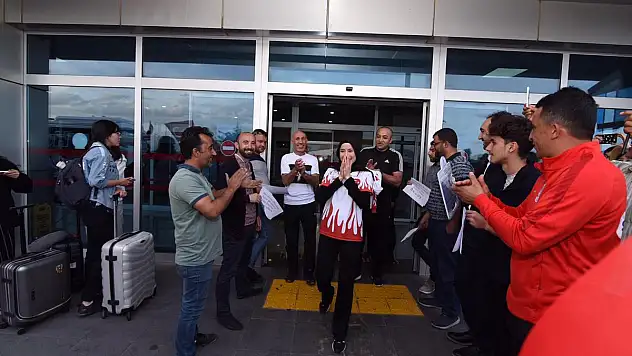 SPOR A.Ş. ŞAMPİYONUNU KARŞILADI
