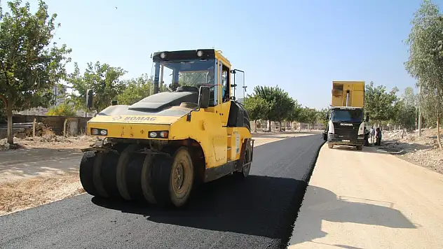 Standart Cadde Yeşiloğlu Bulvarı Asfaltlanıyor