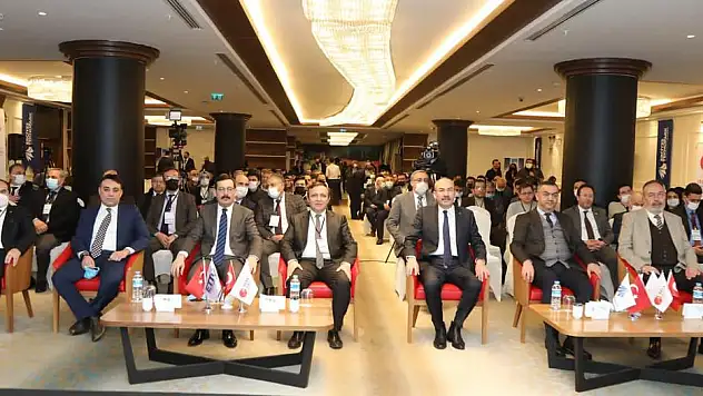 Summit Erciyes: Geleceğe Yatırım Yapanlar Zirvesi