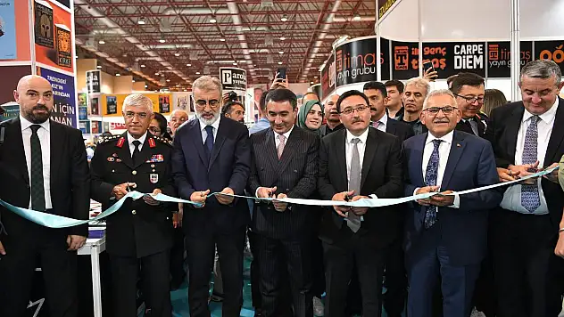 ŞUŞA VALİSİ KAYSERİ DE