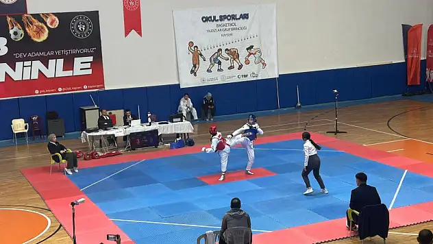 Taekwondo Yıldızlar İl Birinciliği Başladı