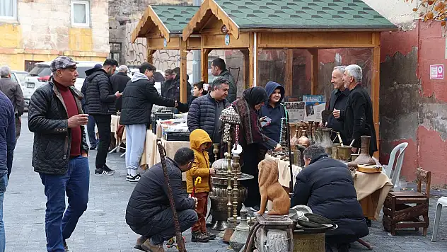 TALAS ANTİKA PAZARI
