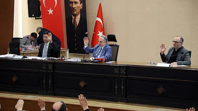 Talas Belediyesi'nde faaliyet raporu kabul edildi