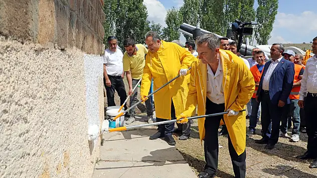 TALAS BELEDİYESİ'NDEN ÖRENCİK'E HİZMET ÇIKARMASI