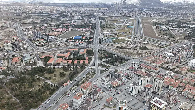 Talas Bulvarı 5 şeritli yeni haliyle hizmete açıldı
