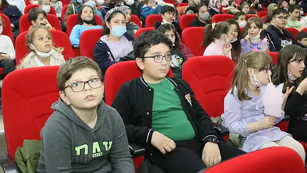 TALAS'IN KÜTÜPHANELERİNDE HAYAT VAR