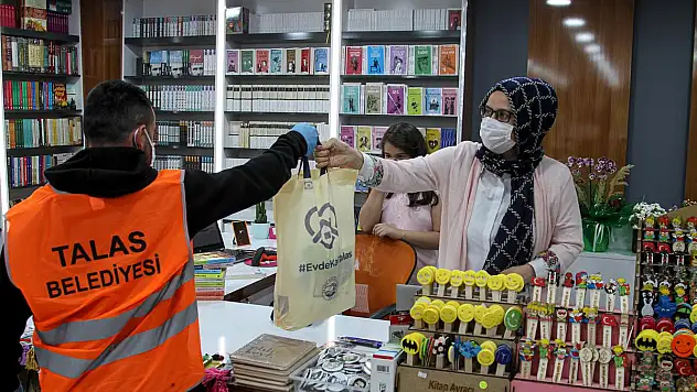 TALAS KORONAVİRÜSLE MÜCADELEDE HIZ KESMİYOR