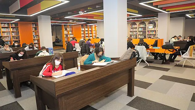 TALAS KÜTÜPHANELERİNE RAMAZAN AYARI
