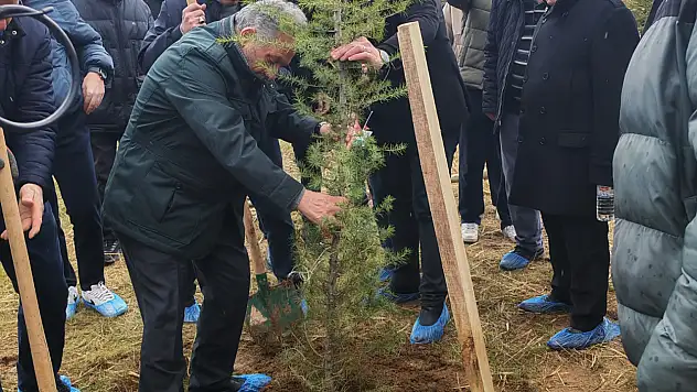 Talas'ta anlamlı etkinlik: Fidanlar kardeşlik için dikildi