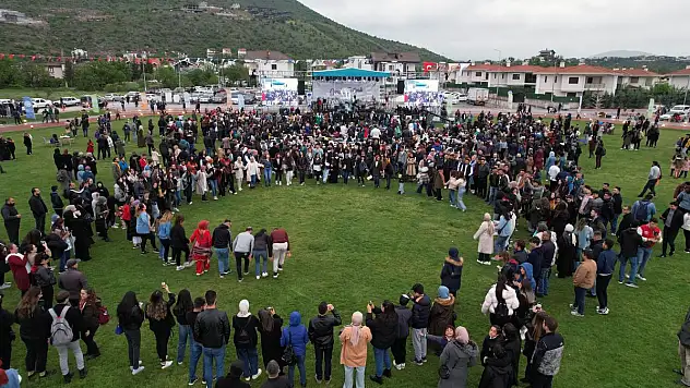 TALAS'TA COŞKULU 19 MAYIS KONSERİ