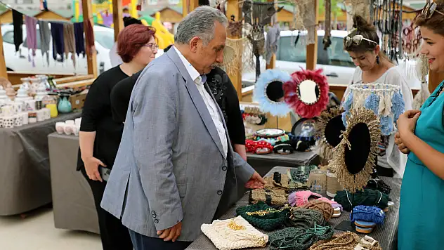 Talas'ta Maharetli eller bu pazar tezgâh açıyor