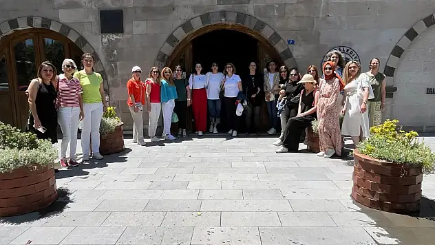 Talas'ta öğretmenlere yıl sonu gezisi