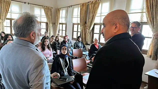 Talas'ta Tarihle İç İçe Eğitim Modeli