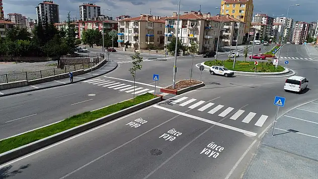TALAS'TA YAYA ÇİZGİSİ VE 'ÖNCE YAYA' ÇALIŞMASI
