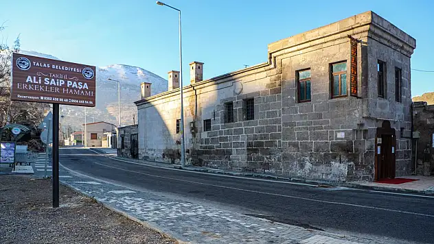 TARİH HAMAMI GÖZ KAMAŞTIRIYOR