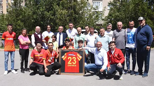 Tek düşüncemiz o kupayı buraya getirmek