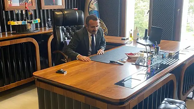 Tekeş, seçim gününe kadar Pınarbaşı Belediye Başkanlığına görevlendirildi