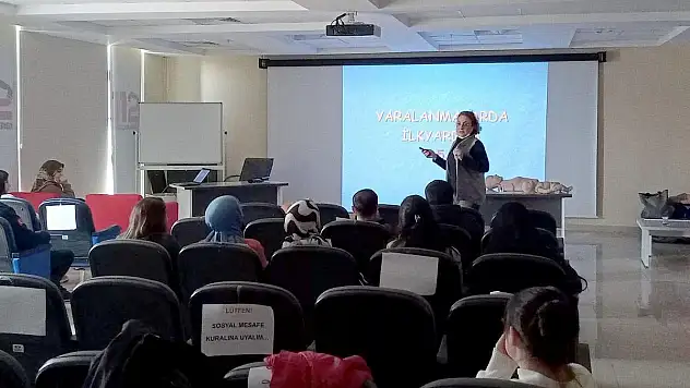 'Temel ilkyardım' eğitimi verildi