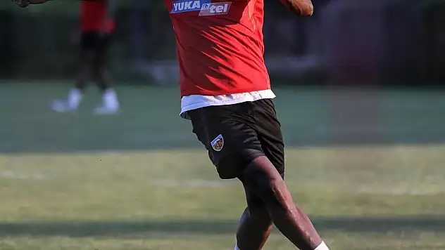 Thiam, Başakşehir maçına yetişemeyecek